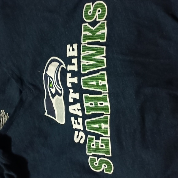 Official NFL Seattle Seahawk women's long sleeve shirt  with v neck extra large - Picture 4 of 8